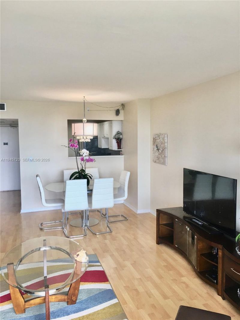 20379 W Country Club Dr , Unit 1737, Aventura, FL 33180 Photo