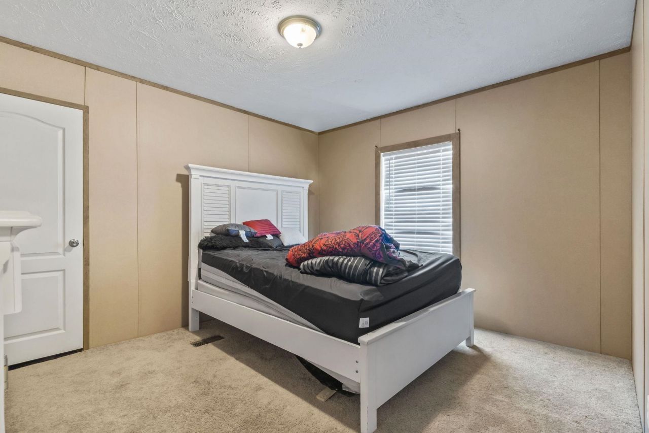 5467 Highway 66 Photo 21