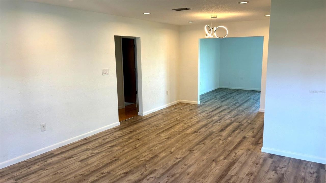 4331 44th Street S, Saint Petersburg, FL 33711 Photo