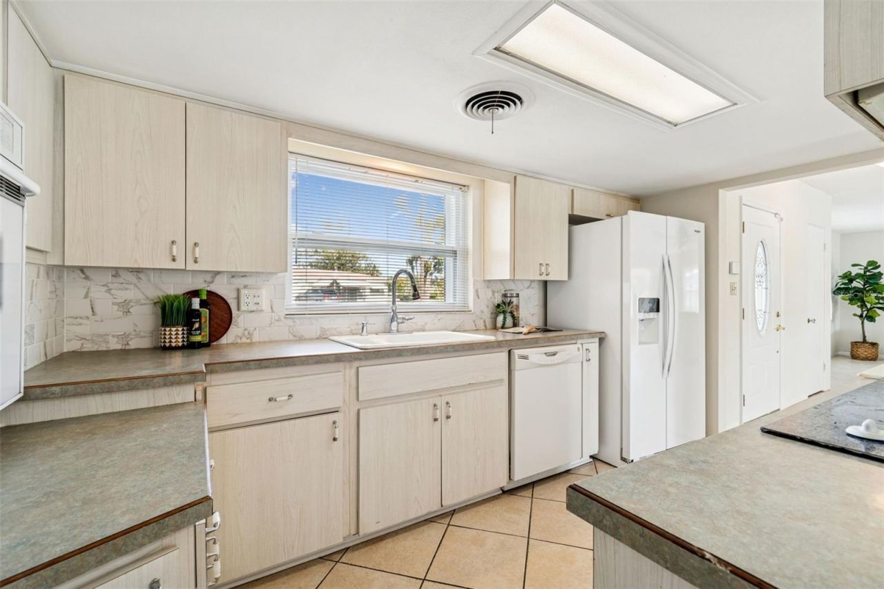 3700 21st Avenue N, Saint Petersburg, FL 33713 Photo