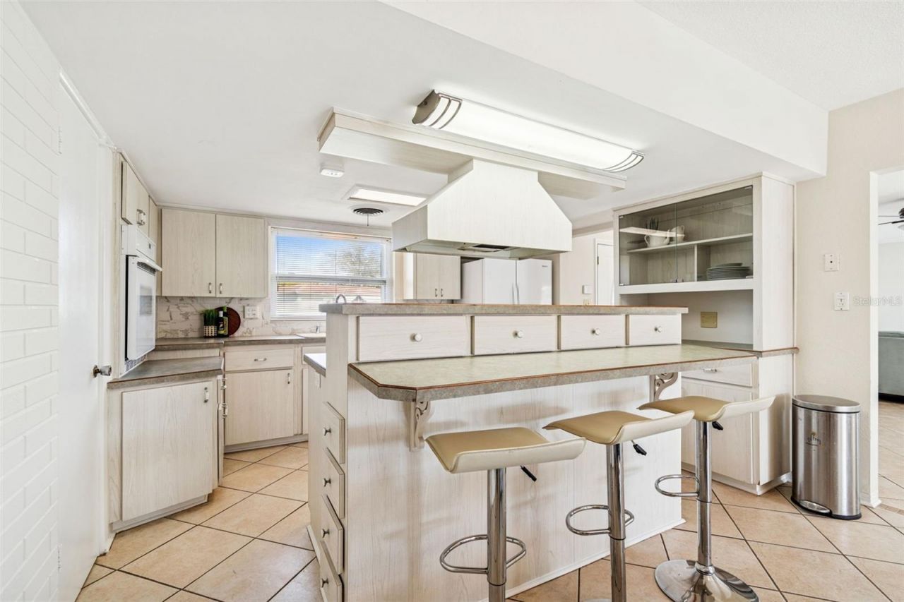 3700 21st Avenue N, Saint Petersburg, FL 33713 Photo