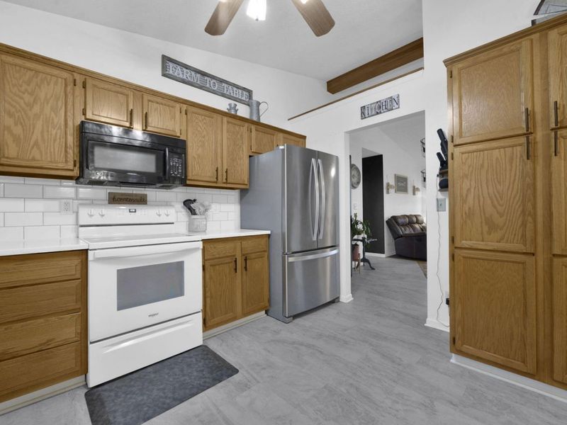 2120 State Route 187, London, OH 43140 Photo 9