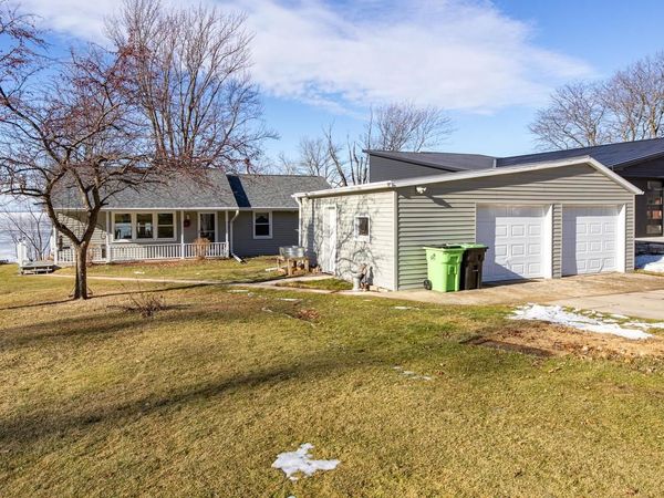 N6629 HARRISON ROAD, Hilbert, WI 54129