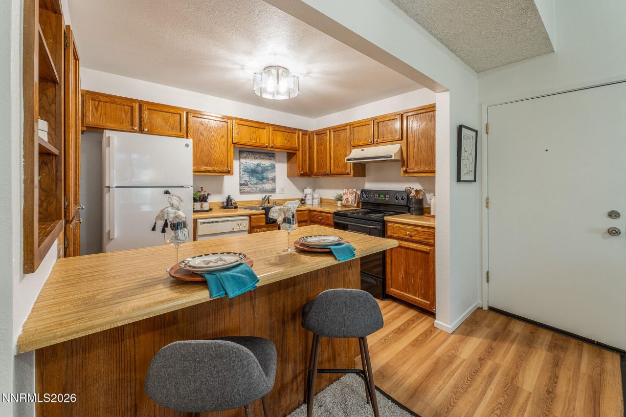 1465 E Peckham Lane, Unit 6, Reno, NV 89502 Photo