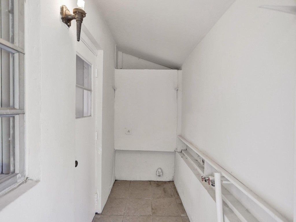 535 NW 91st Street, Unit 2, Miami, FL 33150 Photo