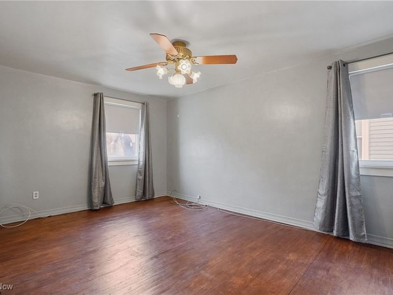 1898 Powell Avenue, Cleveland, OH 44118 Photo 24