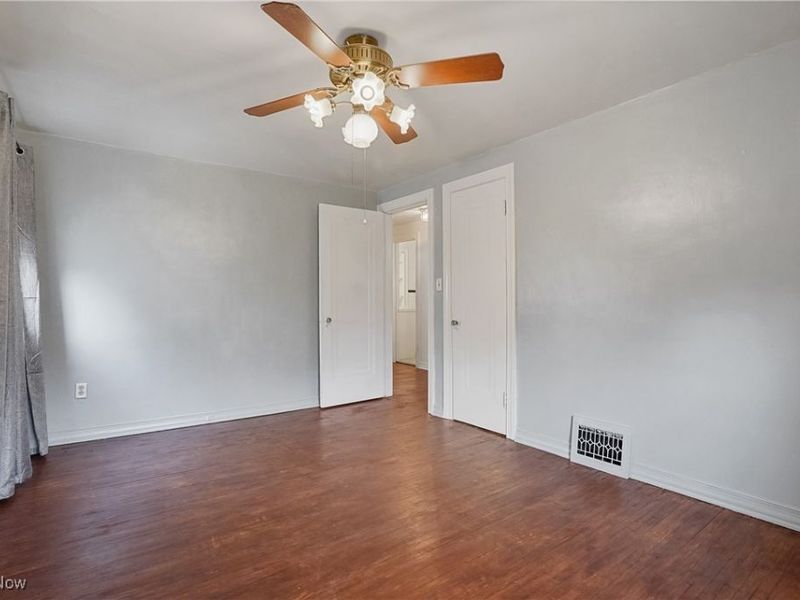 1898 Powell Avenue, Cleveland, OH 44118 Photo 25