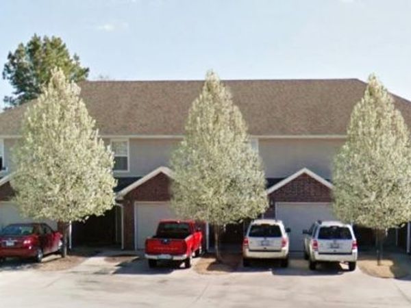 2223 W Deane Street, Fayetteville, AR 72703