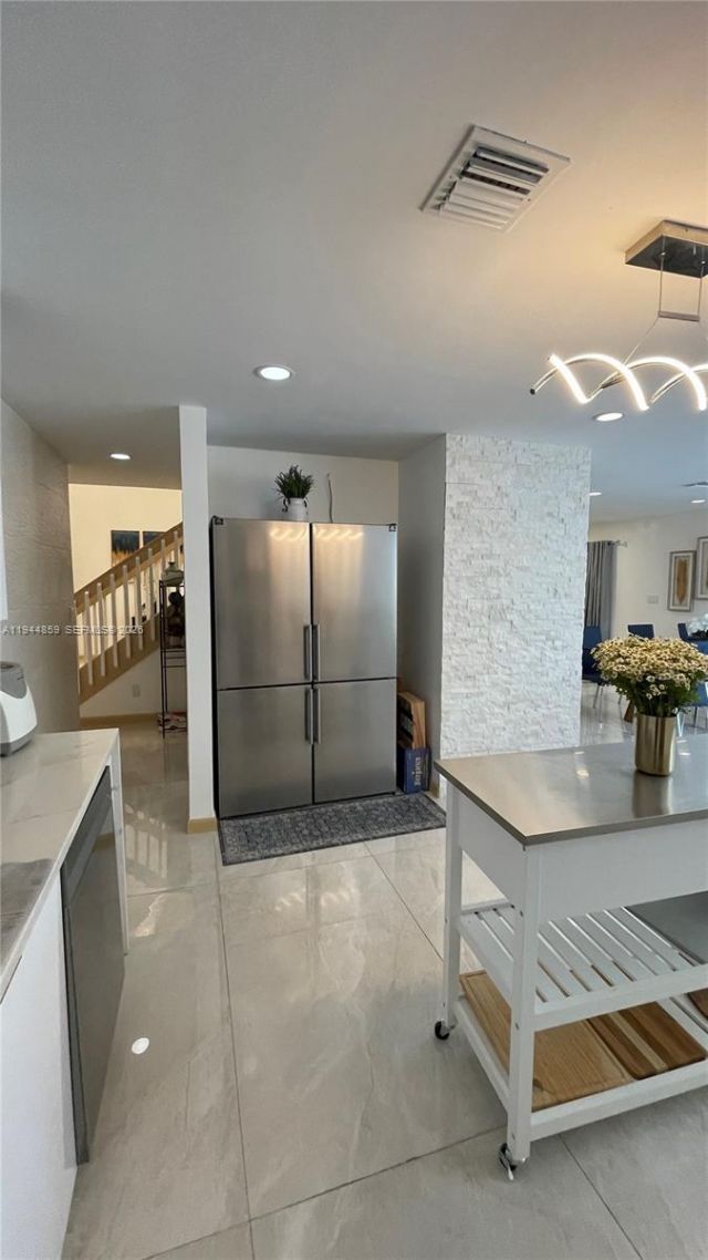 5740 SW 57th Way, Davie, FL 33314 Photo