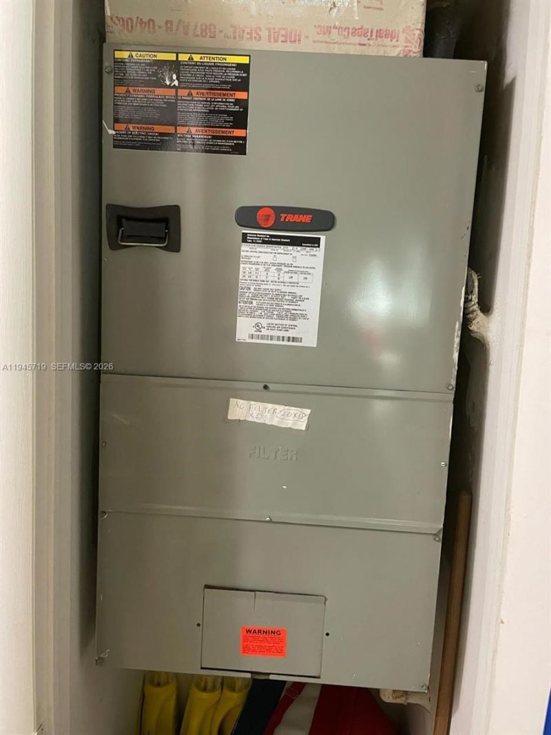 9660 Sunrise Lakes Blvd, Unit 202, Sunrise, FL 33322 Photo