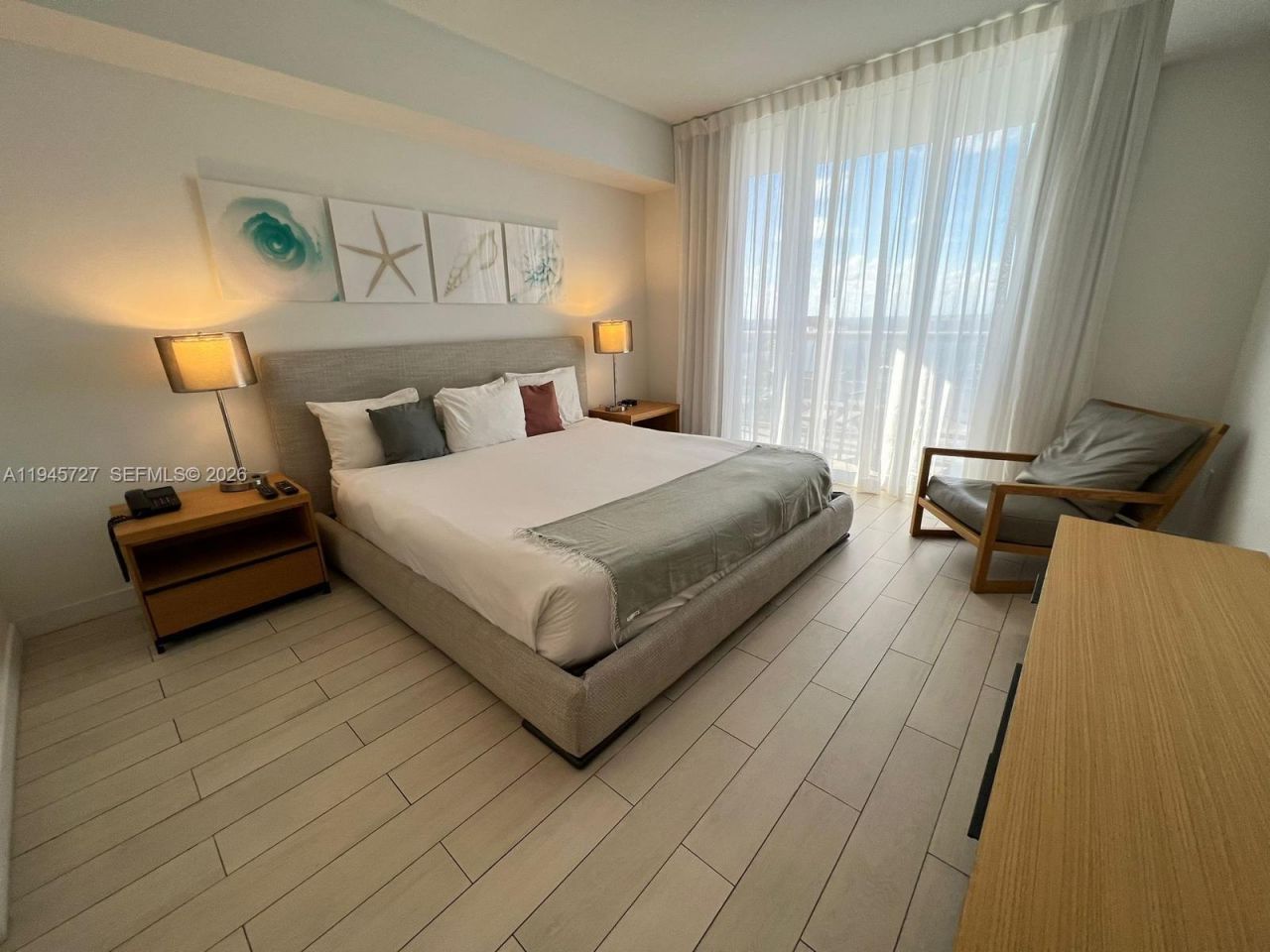 2602 E Hallandale Beach Blvd, Unit R2810, Hallandale Beach, FL 33009 Photo