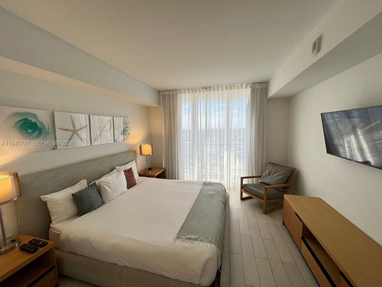 2602 E Hallandale Beach Blvd, Unit R2810, Hallandale Beach, FL 33009 Photo