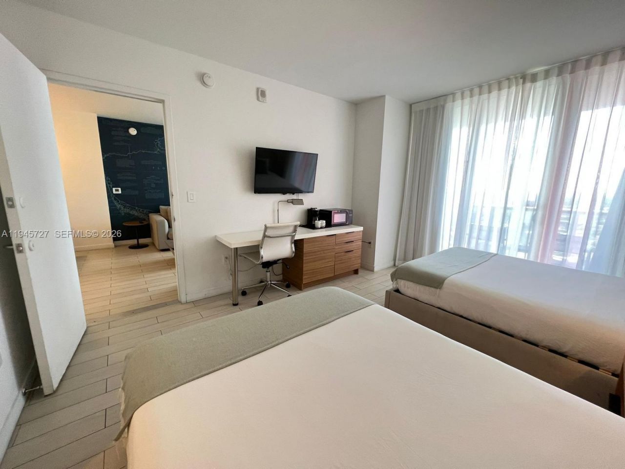 2602 E Hallandale Beach Blvd, Unit R2810, Hallandale Beach, FL 33009 Photo