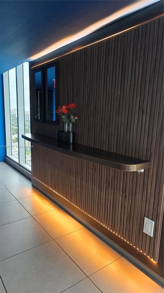 2602 E Hallandale Beach Blvd, Unit R2810, Hallandale Beach, FL 33009 Photo