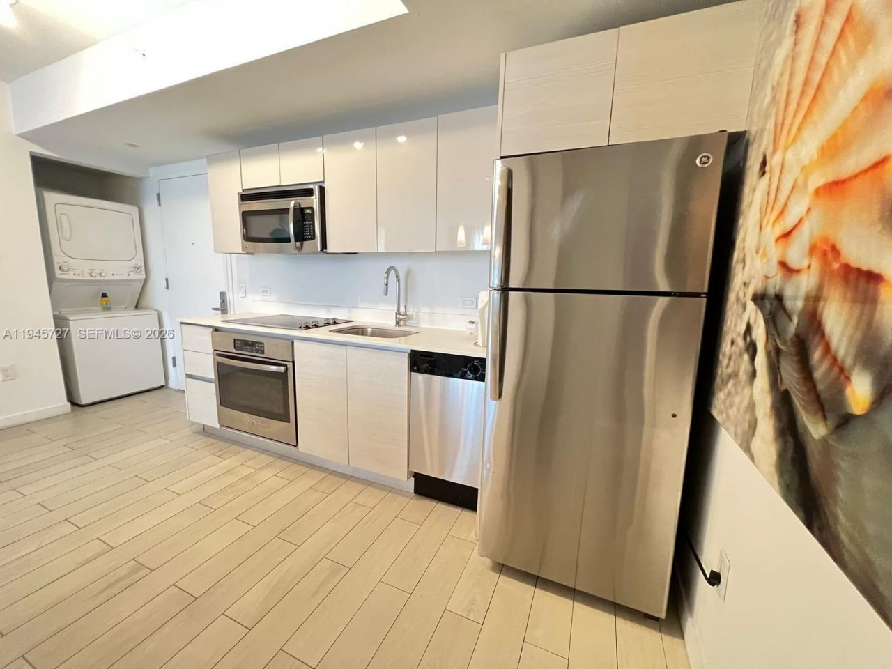2602 E Hallandale Beach Blvd, Unit R2810, Hallandale Beach, FL 33009 Photo