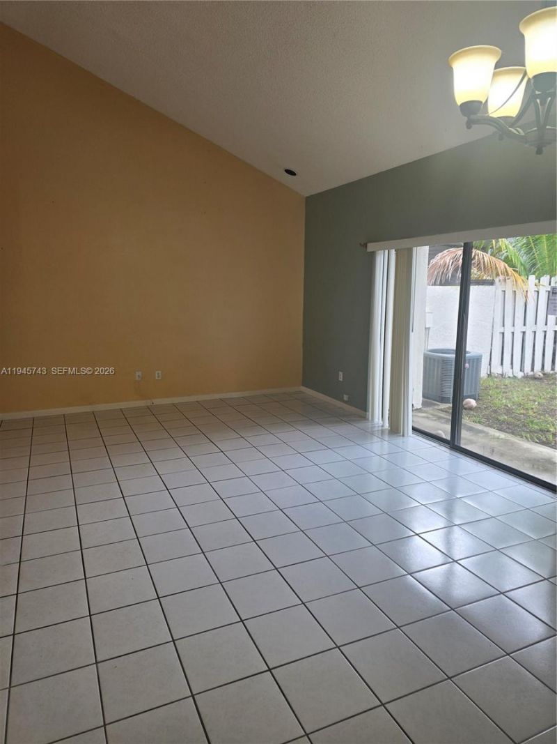 1322 Sandpiper Blvd, Unit 1, Homestead, FL 33035 Photo