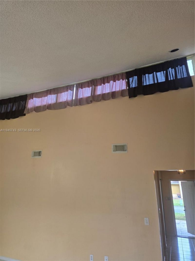 1322 Sandpiper Blvd, Unit 1, Homestead, FL 33035 Photo