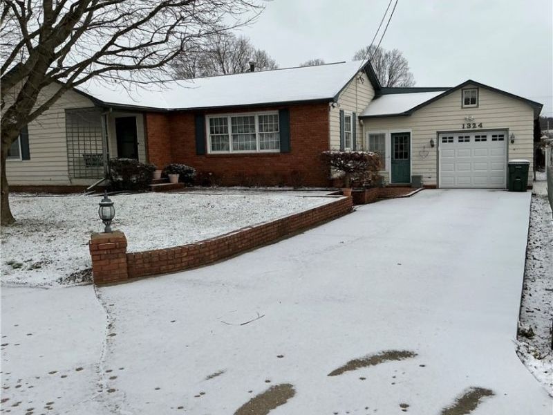 1324 Chestnut Street, Dresden, OH 43821 Photo 2