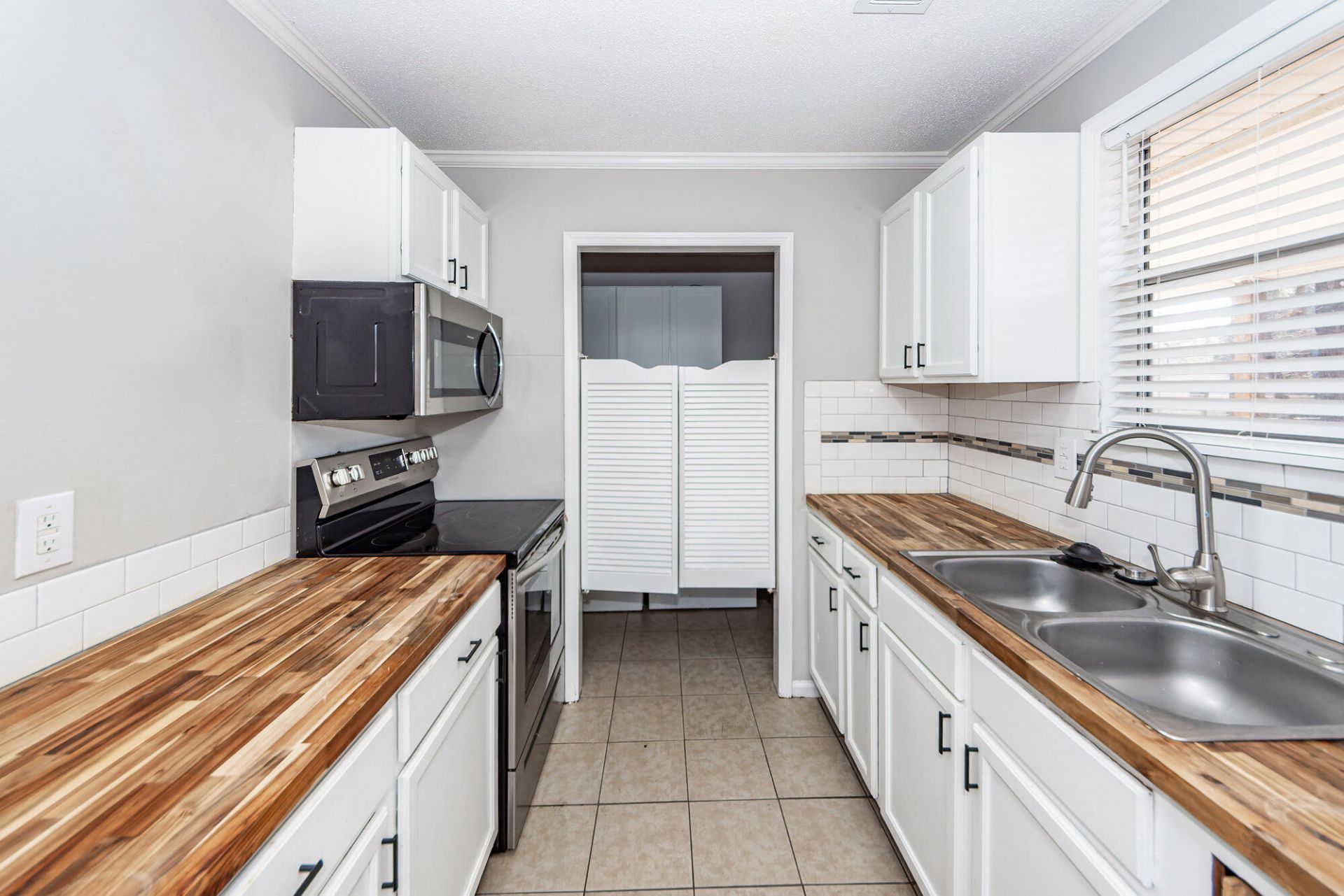 237 Amy Drive Photo 14