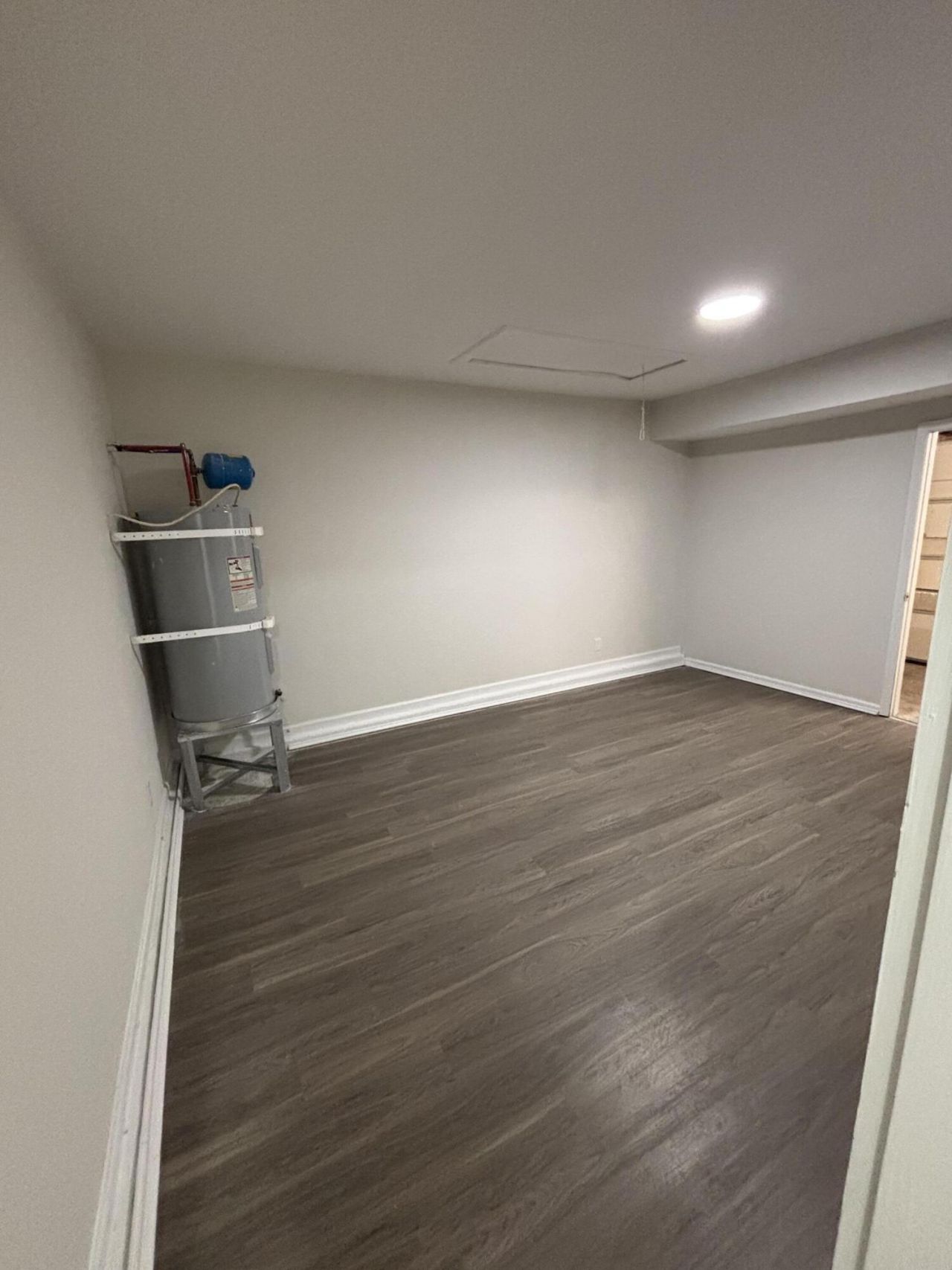 236 Hoylake Court Photo 14