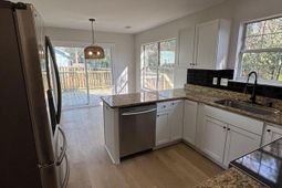 236 Hoylake Court photo 4