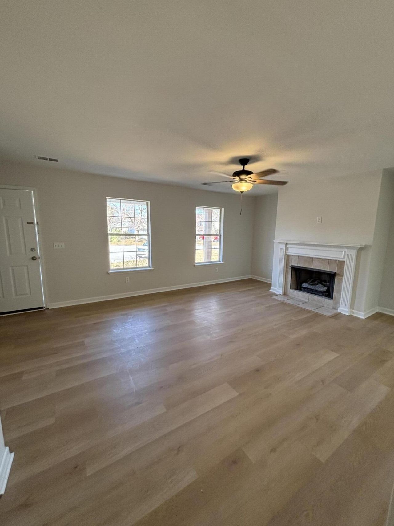 236 Hoylake Court Photo 5