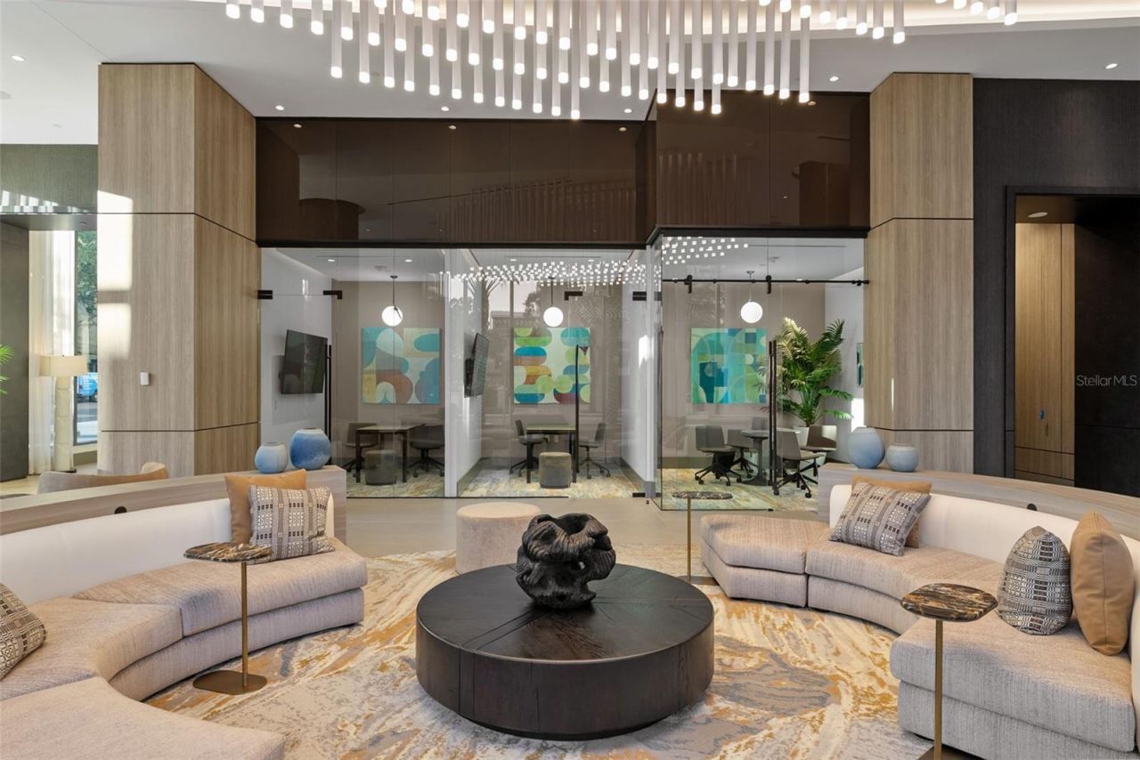 275 1st Avenue S, Unit 3205, Saint Petersburg, FL 33701 Photo