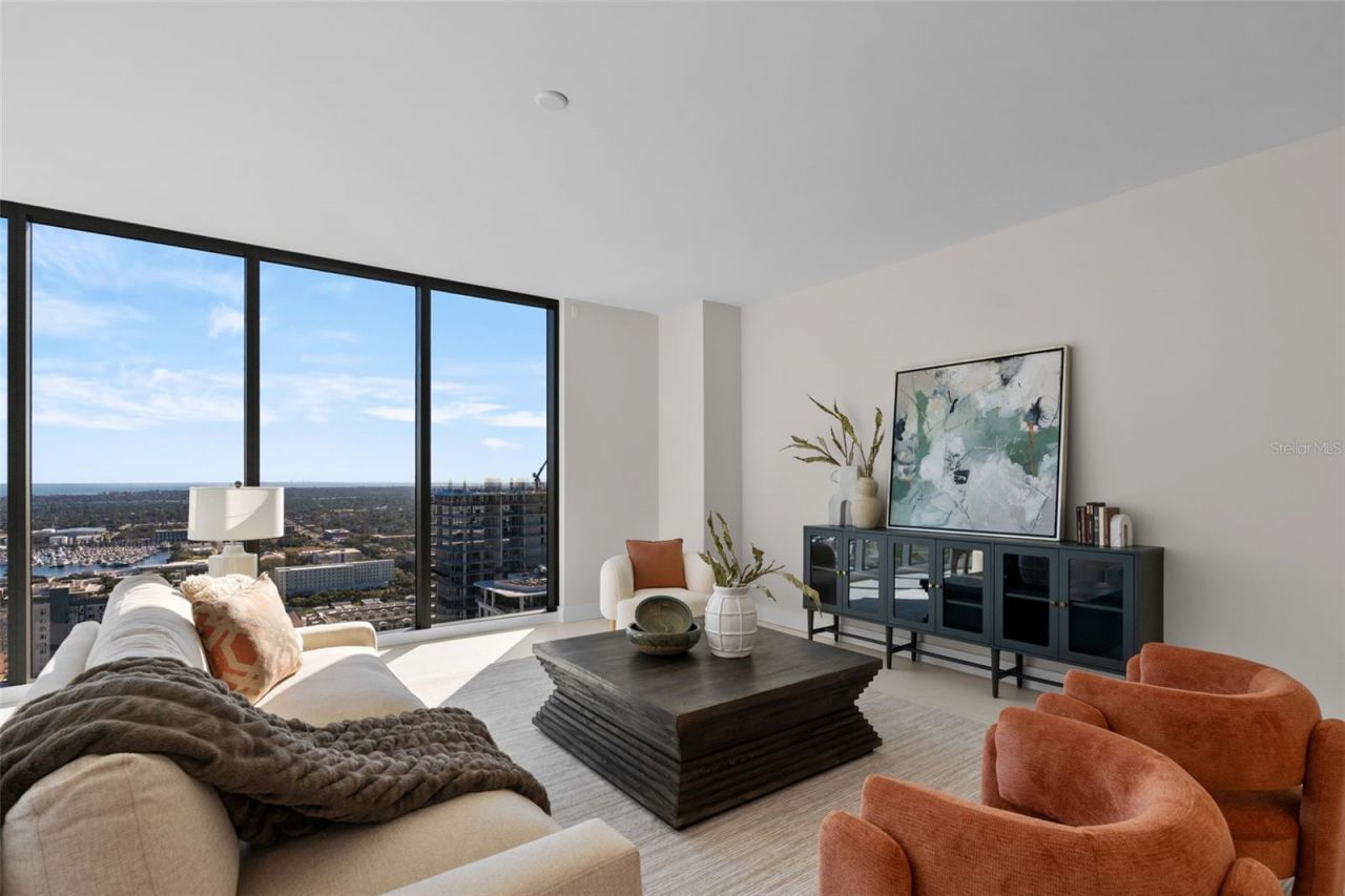 275 1st Avenue S, Unit 3205, Saint Petersburg, FL 33701 Photo