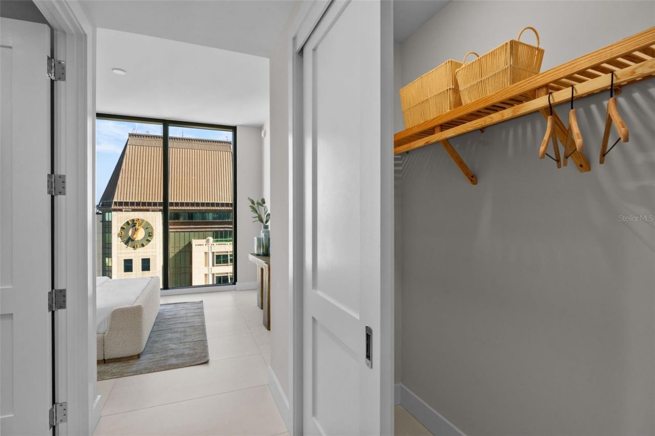 275 1st Avenue S, Unit 3205, Saint Petersburg, FL 33701 Photo