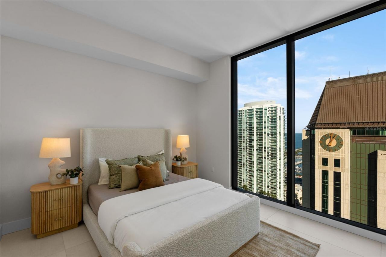 275 1st Avenue S, Unit 3205, Saint Petersburg, FL 33701 Photo