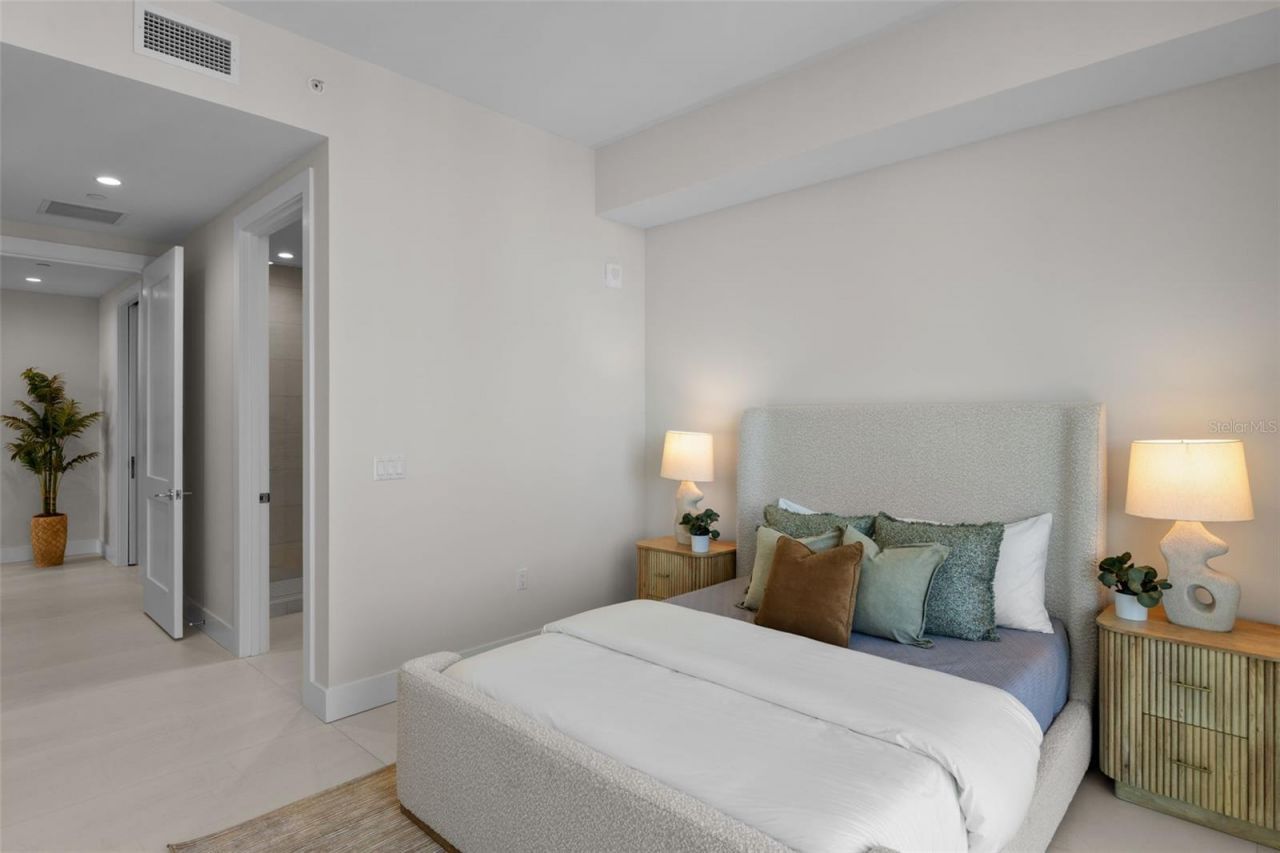 275 1st Avenue S, Unit 3205, Saint Petersburg, FL 33701 Photo