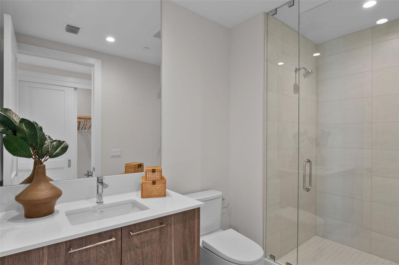 275 1st Avenue S, Unit 3205, Saint Petersburg, FL 33701 Photo