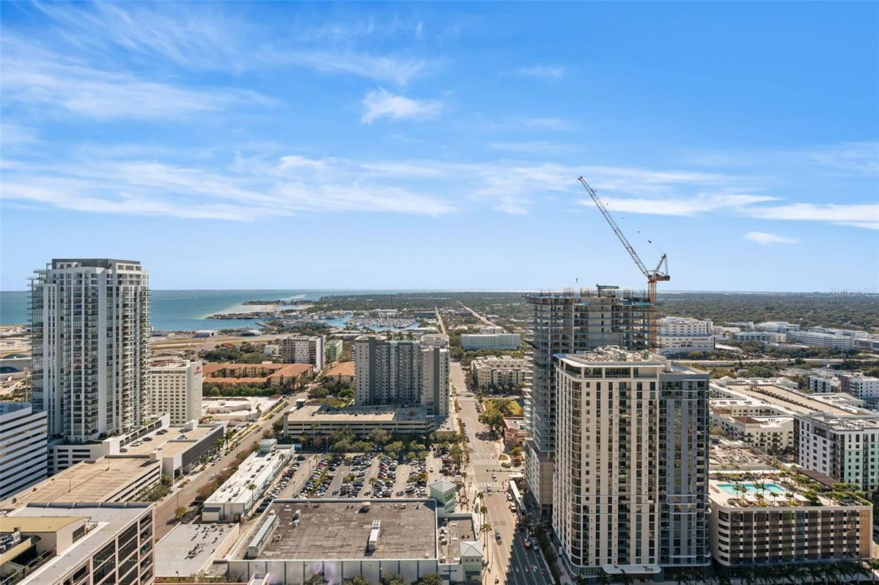275 1st Avenue S, Unit 3205, Saint Petersburg, FL 33701 Photo