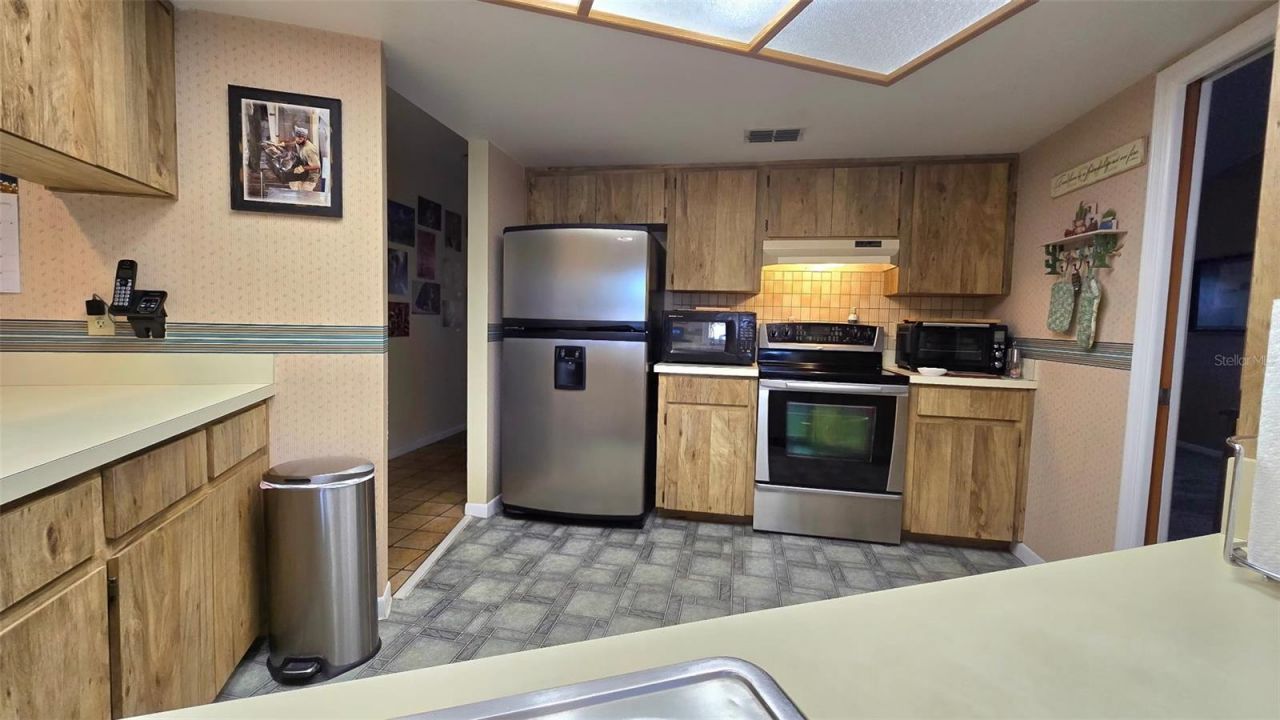 12156 98th Avenue, Seminole, FL 33772 Photo