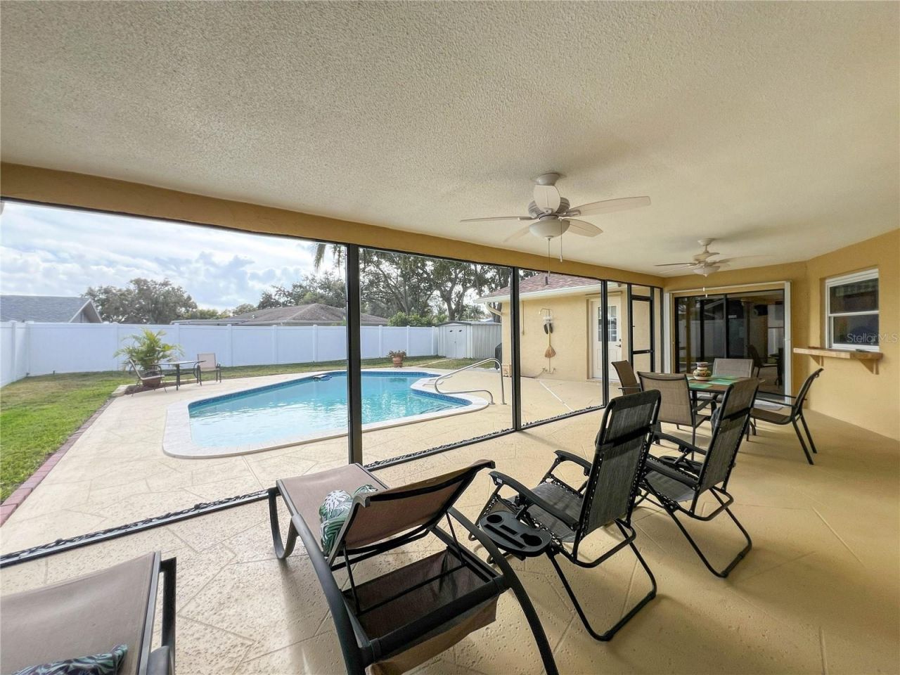 12156 98th Avenue, Seminole, FL 33772 Photo