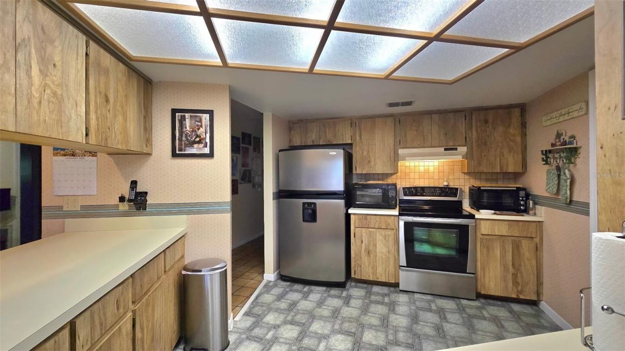 12156 98th Avenue, Seminole, FL 33772 Photo