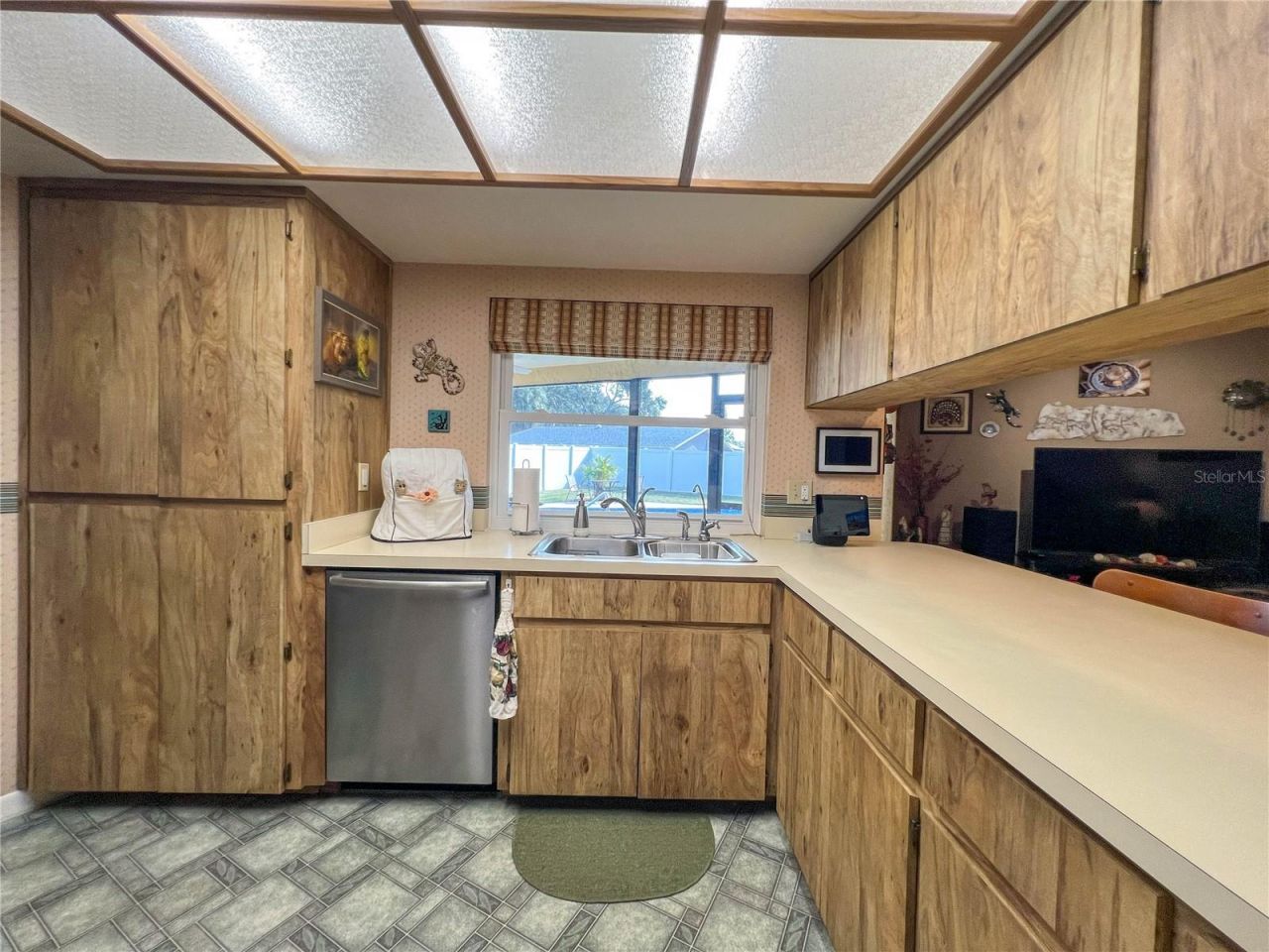 12156 98th Avenue, Seminole, FL 33772 Photo