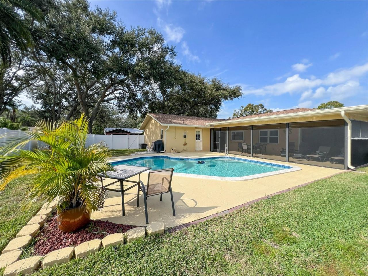 12156 98th Avenue, Seminole, FL 33772 Photo