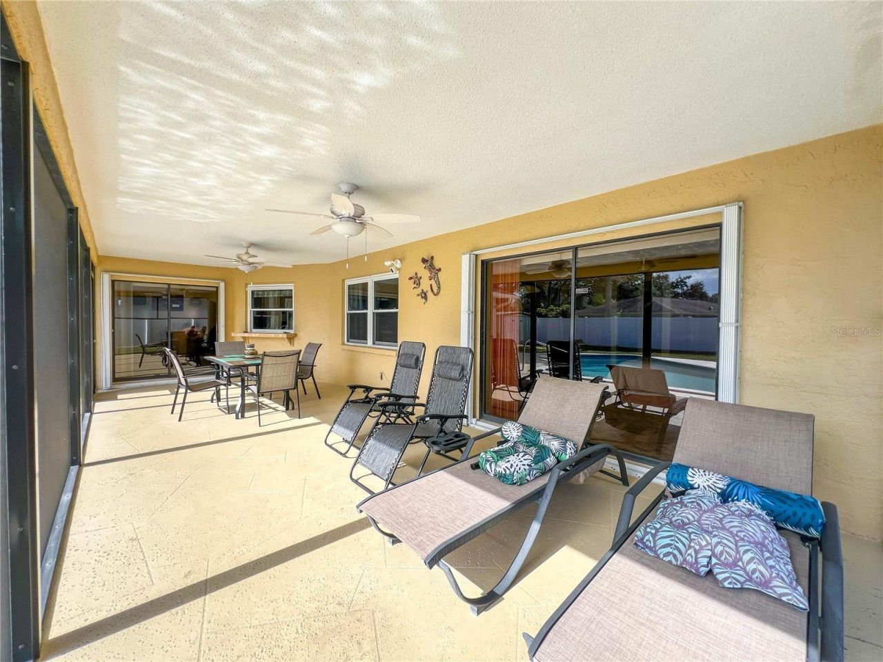 12156 98th Avenue, Seminole, FL 33772 Photo