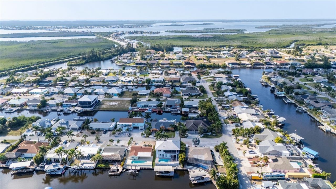 12304 Boat Shell Drive, Matlacha Isles, FL 33991 Photo