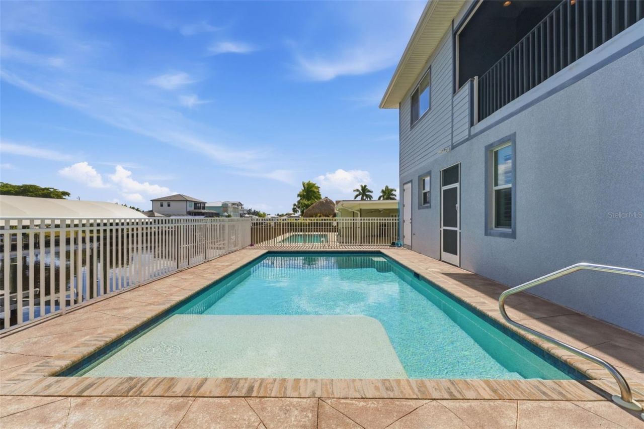 12304 Boat Shell Drive, Matlacha Isles, FL 33991 Photo