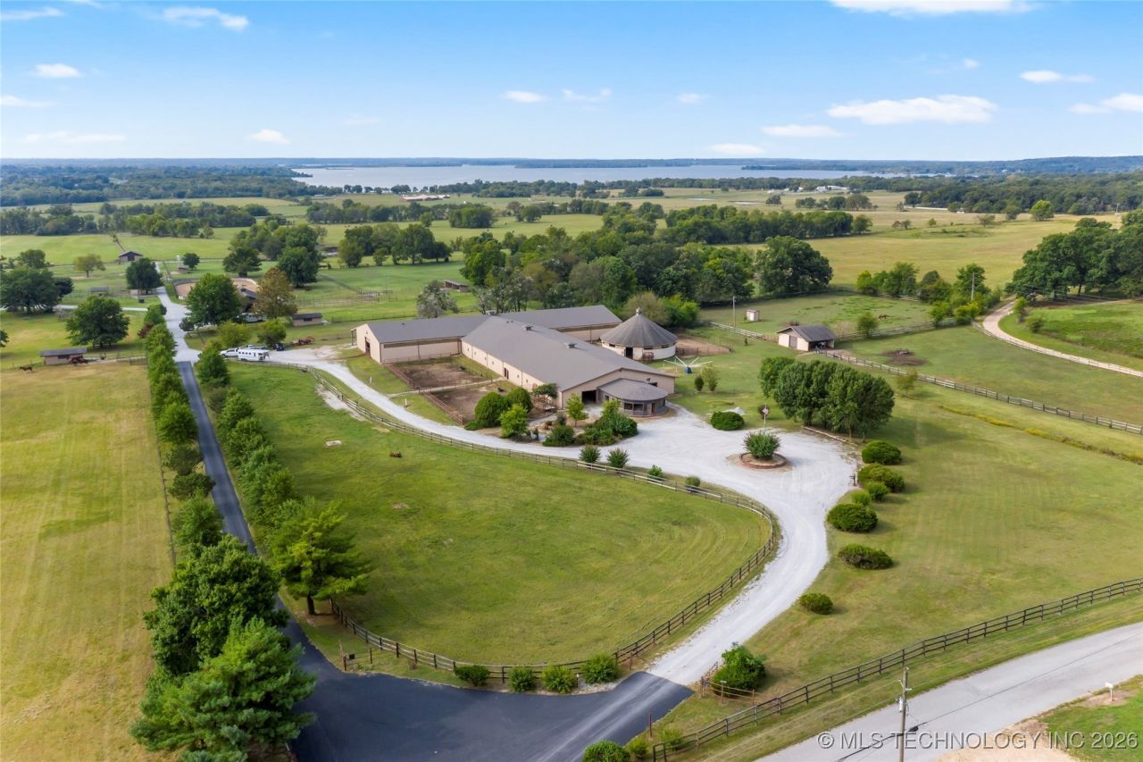 55613 E 260 Road, Afton, OK 74331 Main Photo