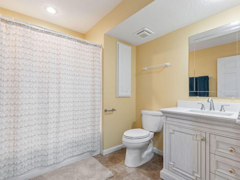 5349 Ruth Amy Avenue, Westerville, OH 43081 Photo 18