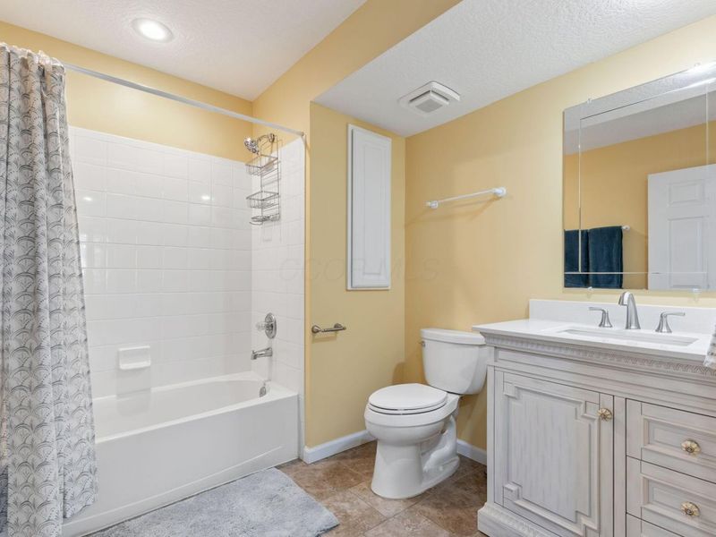 5349 Ruth Amy Avenue, Westerville, OH 43081 Photo 19