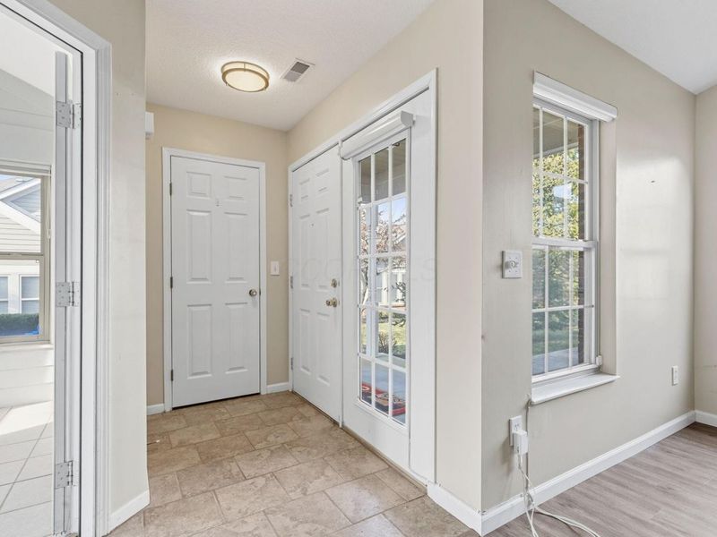 5349 Ruth Amy Avenue, Westerville, OH 43081 Photo 5