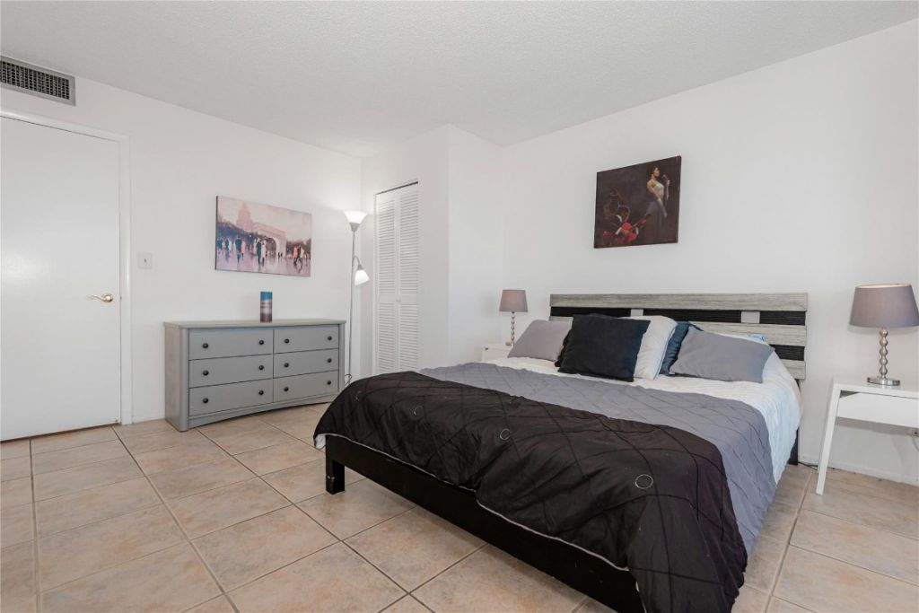 1600 S Ocean Dr, Unit 3B, Hollywood, FL 33019 Photo