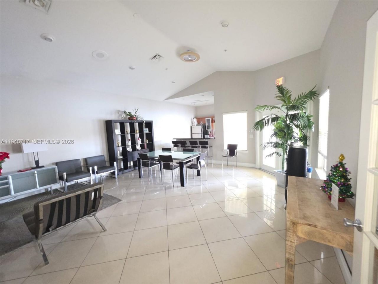 12730 Vista Isles Dr, Unit 815, Sunrise, FL 33325 Photo