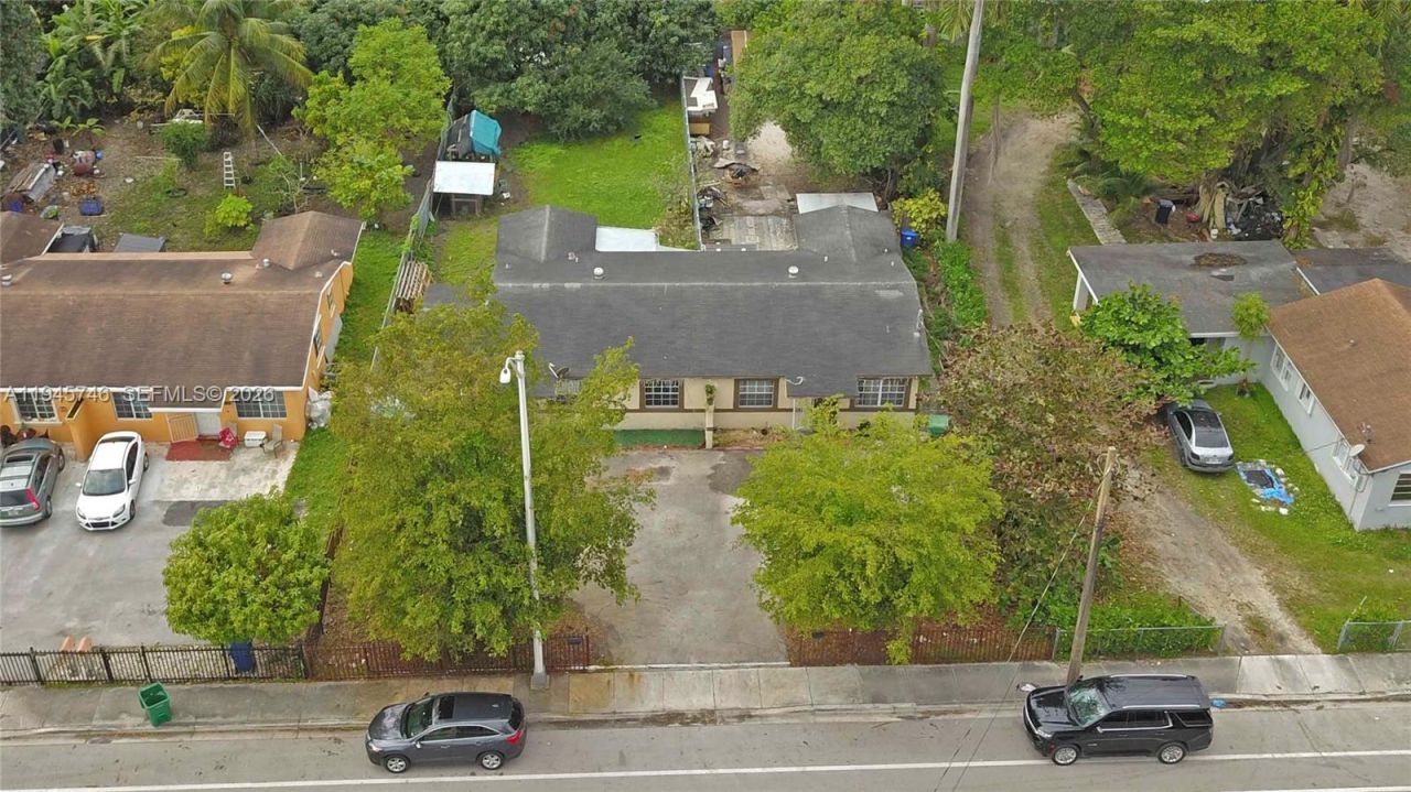 11808 NW 22nd Ave, Miami, FL 33167 Photo