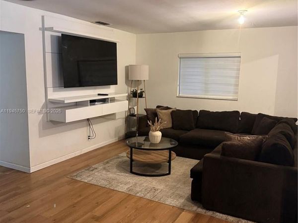 7770 NW 45th Ct, Lauderhill, FL 33351