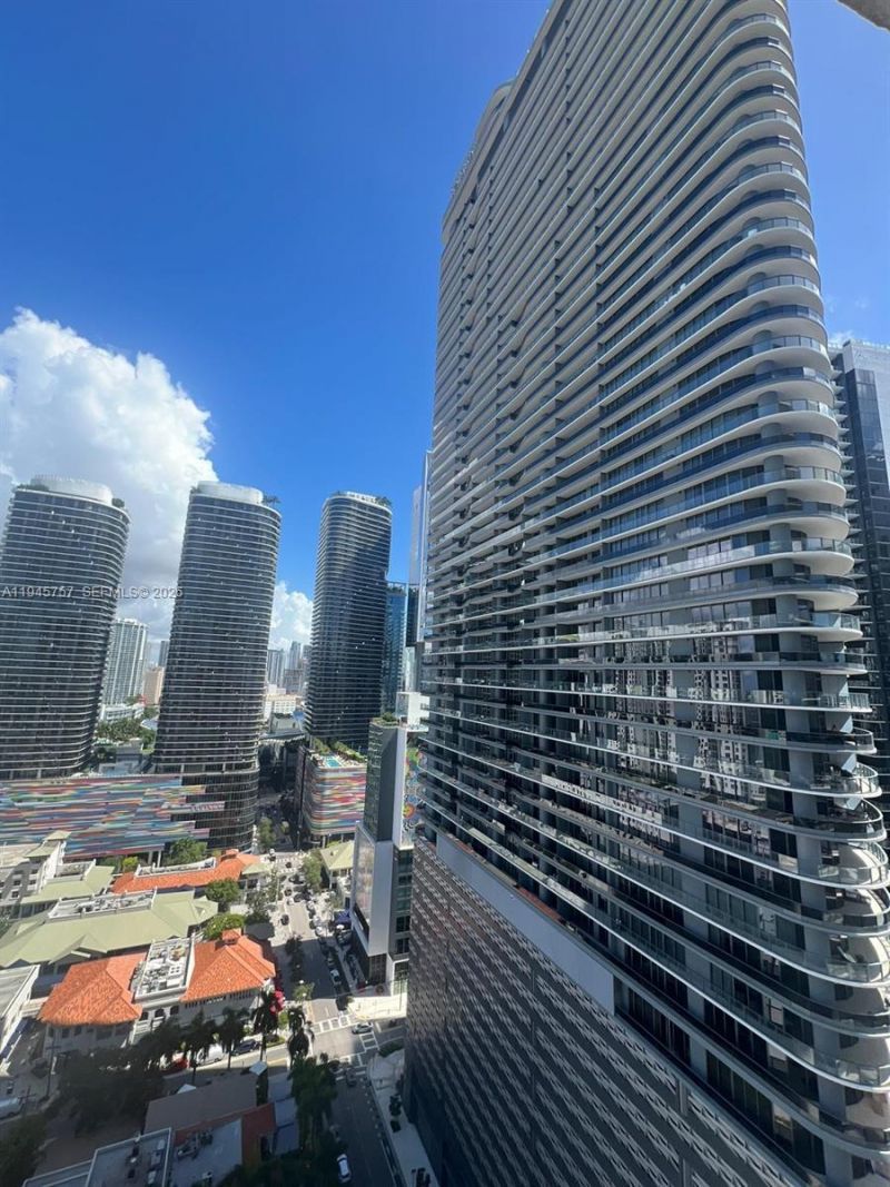 1100 S Miami Ave, Unit 2609, Miami, FL 33130 Photo